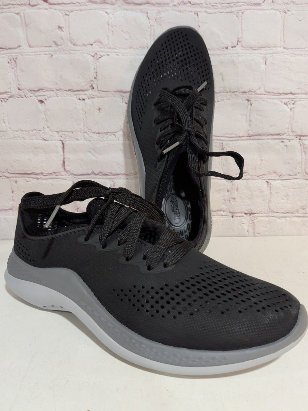 Crocs LiteRide 360 Pacer Black Grey Sneakers Womens Size 9